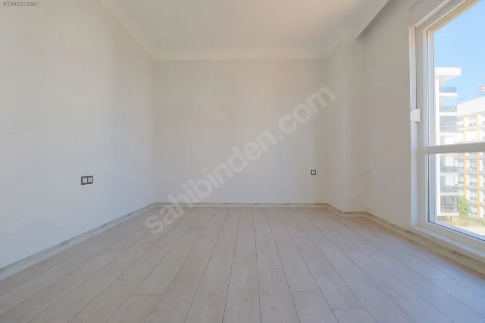 ÇANKAYA'DA AİLE YAŞAMINA UYGUN SİTEDE 3+1 EBEVEYN BANYOLU