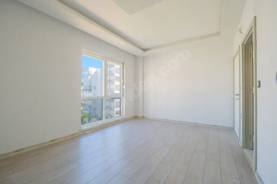 ÇANKAYA'DA AİLE YAŞAMINA UYGUN SİTEDE 3+1 EBEVEYN BANYOLU