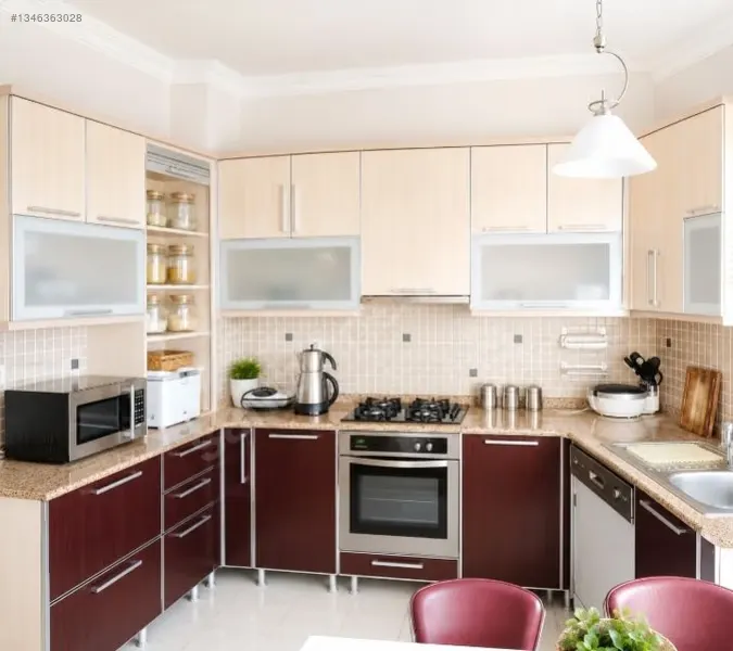 MASADAĞI'NDA DENİZ VE ŞEHİR MANZARALI 135 M2 SATILIK DAİRE
