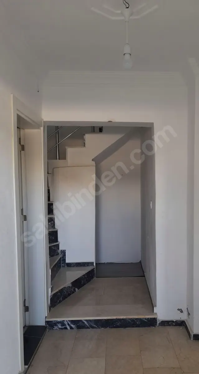 ŞEHİR HASTANESİ KÖŞESİNDE KİRALIK TRİPLEKS VİLLA