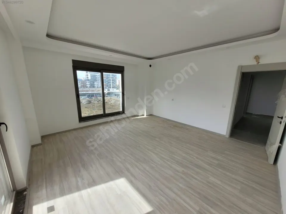 ÇANKAYA'DA HAVUZLU GENİŞ 2+1 EBEVEYN BANYOLU SATILIK DAİRE