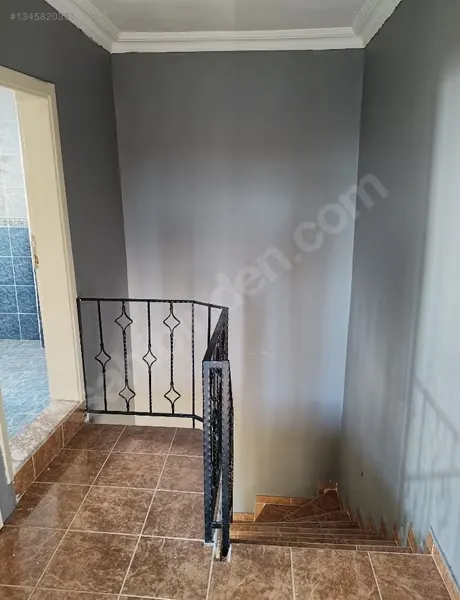 Şehir Hastanesi Karşısında, Bahçeli Tripleks Villa