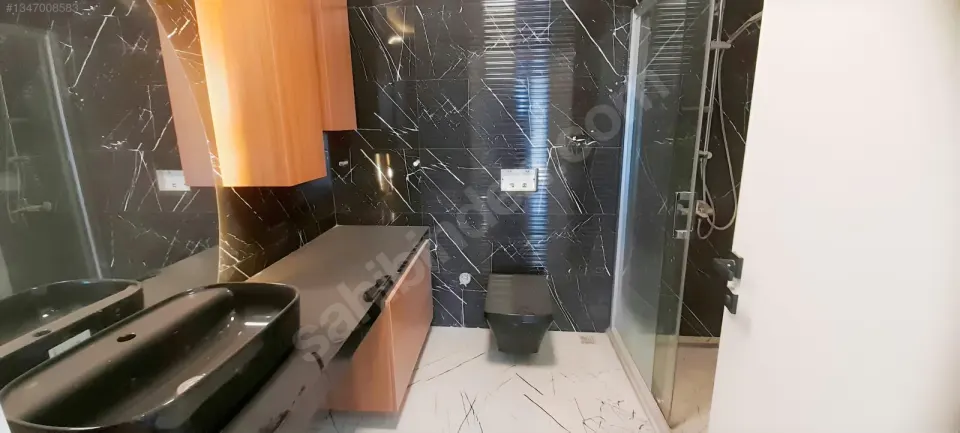 ÇANKAYA'DA LÜKS PROJEDE 3+1 YERDEN ISITMALI EBEVEYN BANYOLU
