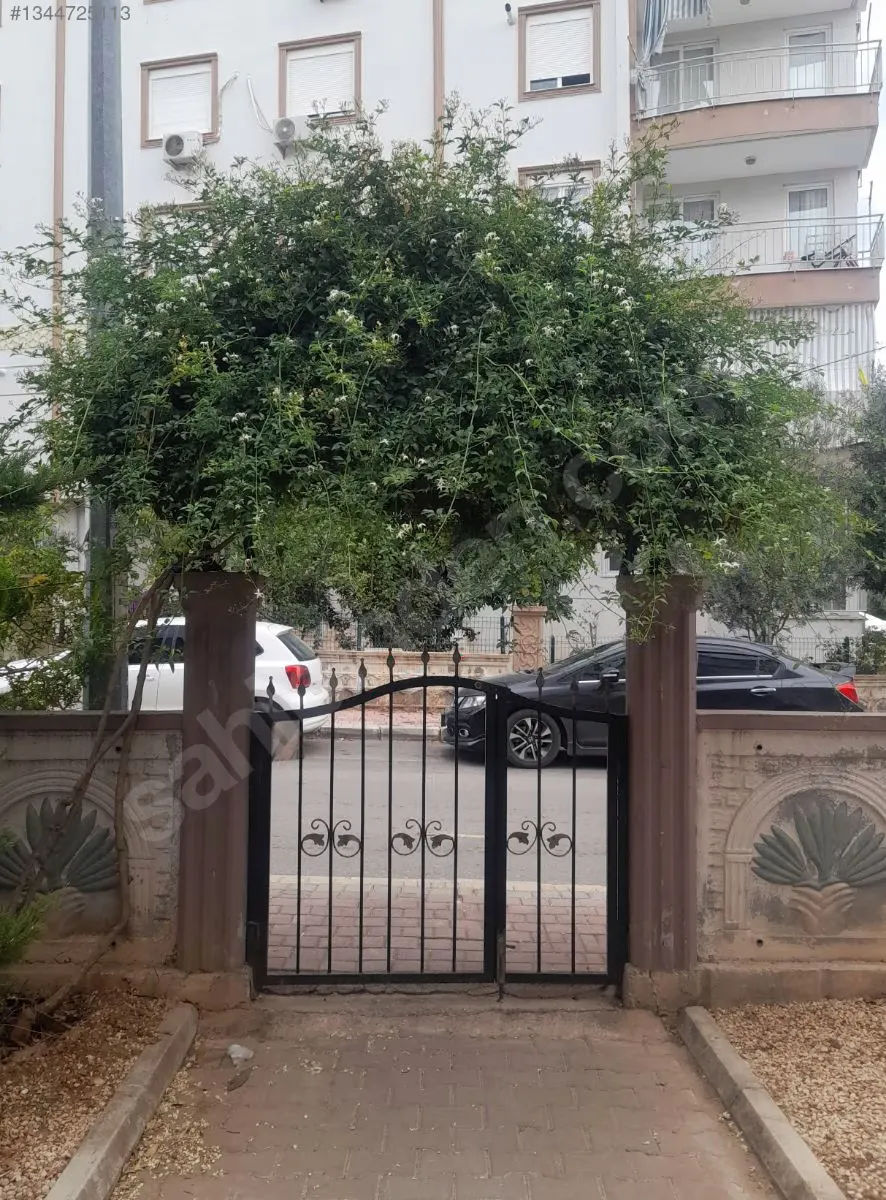 KEPEZ DEVLET HASTANESİ-TRANVAY HATTINDA KREDİYE/EVİME UYGUN 2+1