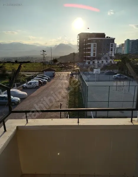 Şehir Hastanesi Karşısında, Bahçeli Tripleks Villa