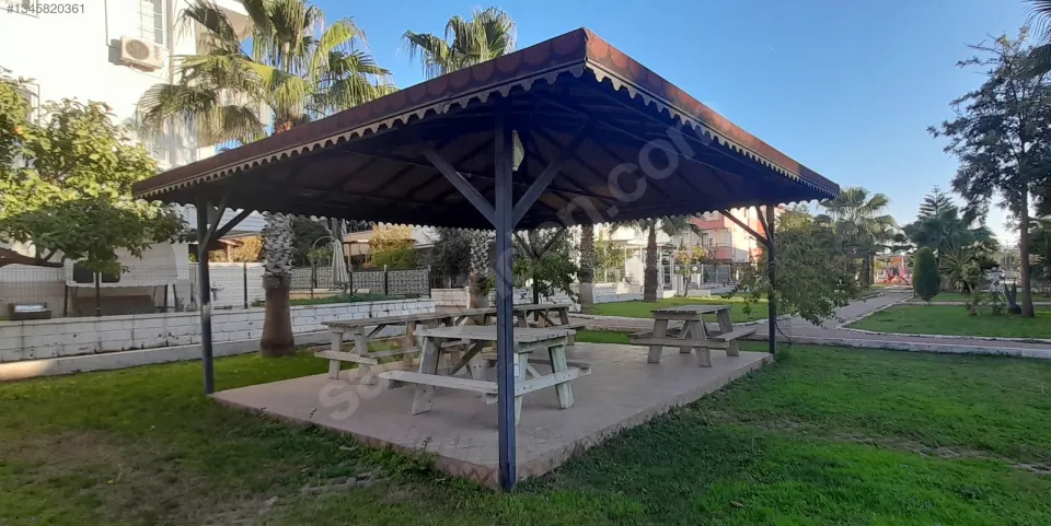 Şehir Hastanesi Karşısında, Bahçeli Tripleks Villa