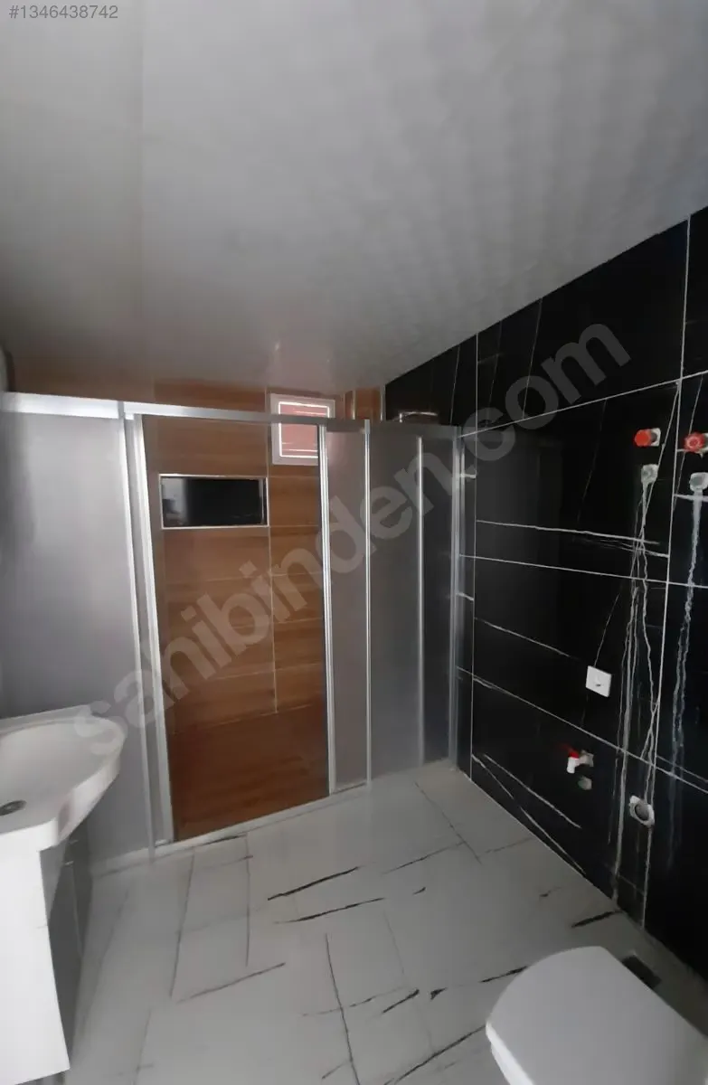 ŞEHİR HASTANESİ KÖŞESİNDE KİRALIK TRİPLEKS VİLLA