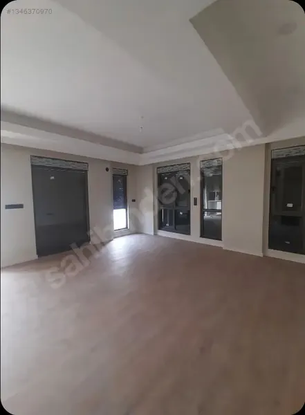 OKUL VE MARKETLERE YÜRÜME MESAFESİNDE SİTE İÇİ SIFIR KİRALIK 2+1