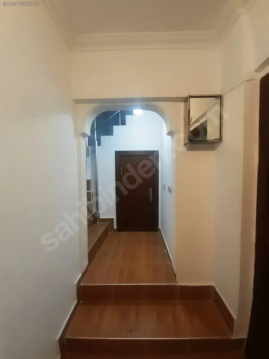 MUSTAFA HOCAOĞLU'NDAN SİTEİÇİ KOMBİLİ TRİPLEX ÖZEL BAHÇELİ VİLLA