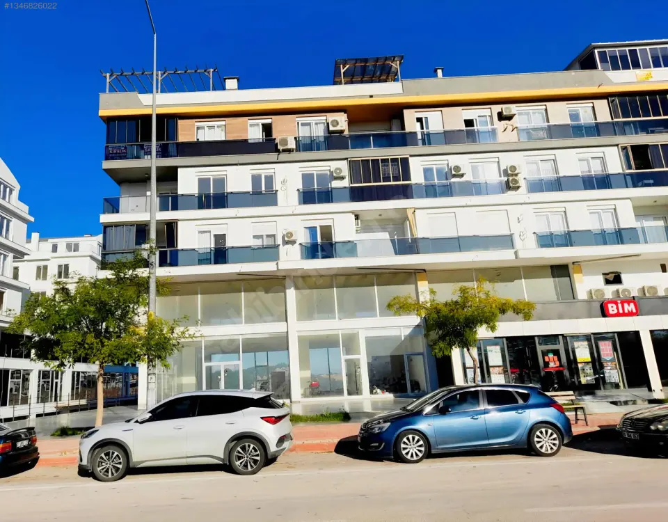 ÇANKAYA'DA ŞEHİR HASTANESİNE 1 KM TERASLI 5+1 DUBLEKS DAİRE